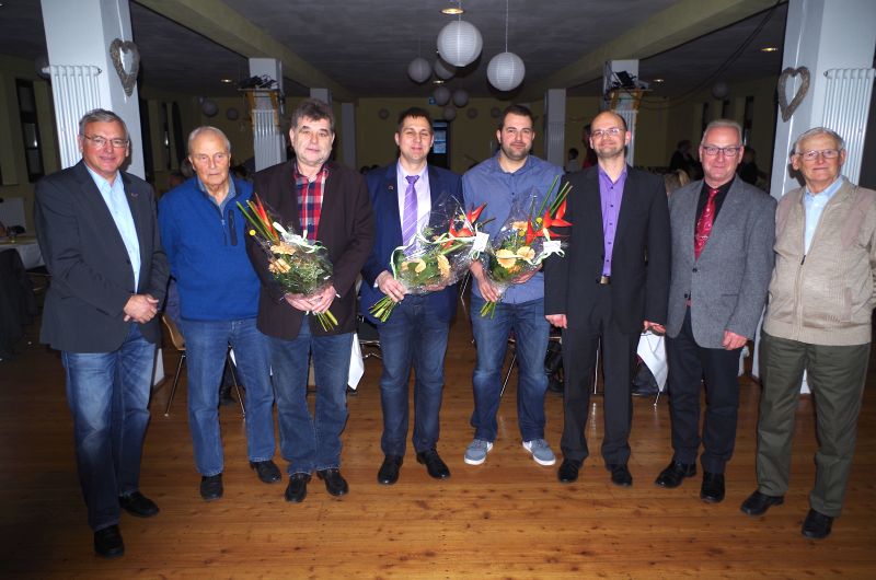 40 Jahre SV Zörbig - Rolf Sonnenberger, Gunter Schmidt, Siegbert Brodziak, Ronny Schneider, Toni Jüstel, Thomas Schaarschmidt, Ju?rgen Ebinger, Rudi Nicolai (vlnr) // Foto: SV Zörbig